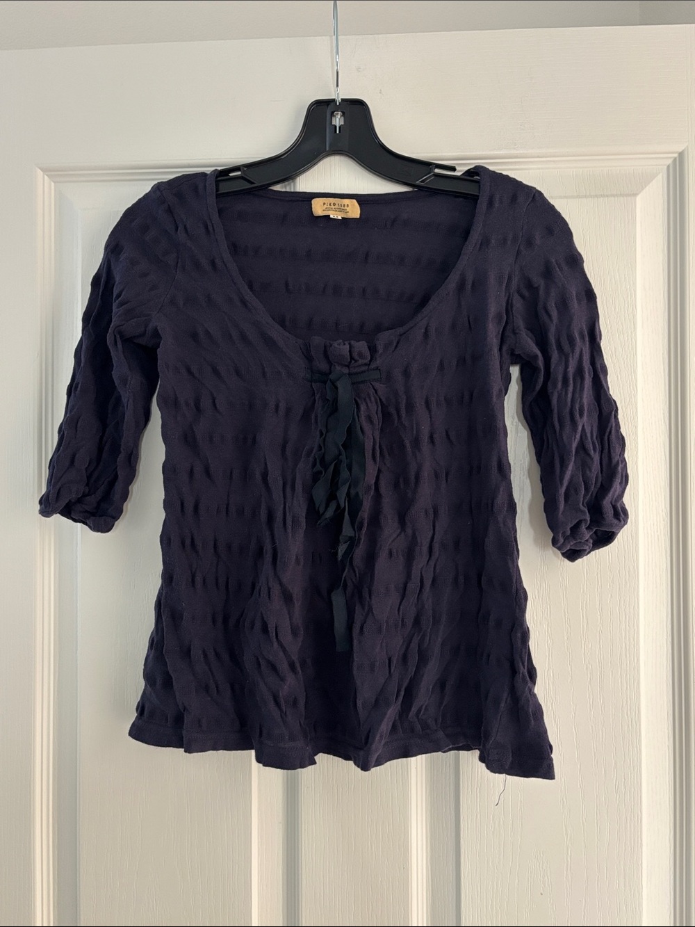 Piko 1988 Navy Textured Scoop Neck Short Sleeve Top Sz M